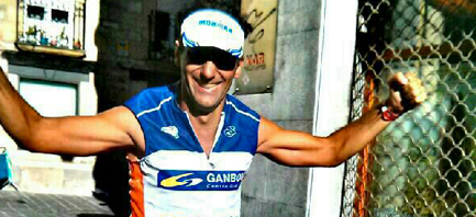Iñigo Villaba, Directeur Commercial de Centro Gráfico Ganboa, finalise avec réussite l’épreuve Ironman Challenge Vitoria